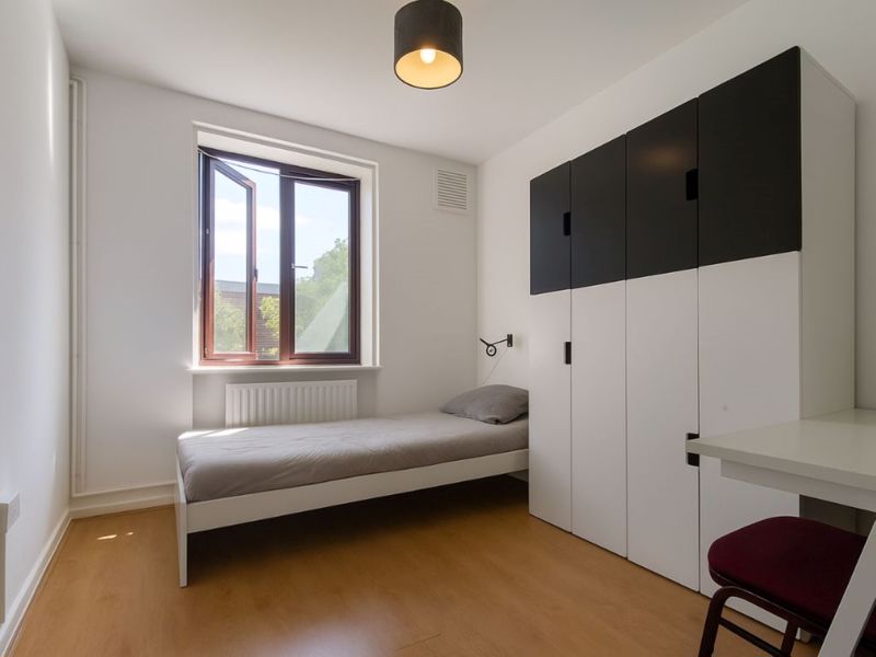 Photo 6- click for photo gallery